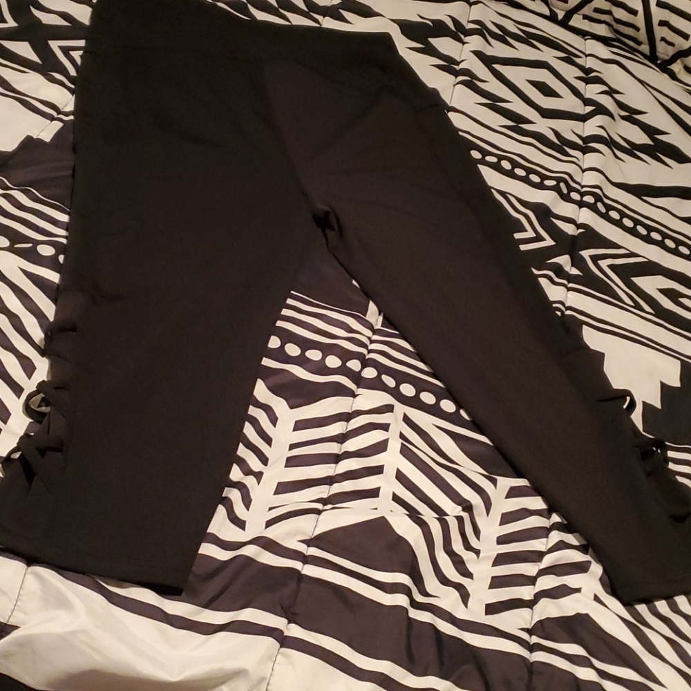 Cropped legging with pockets!!!